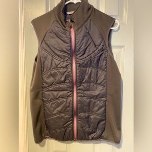 Athleta vest